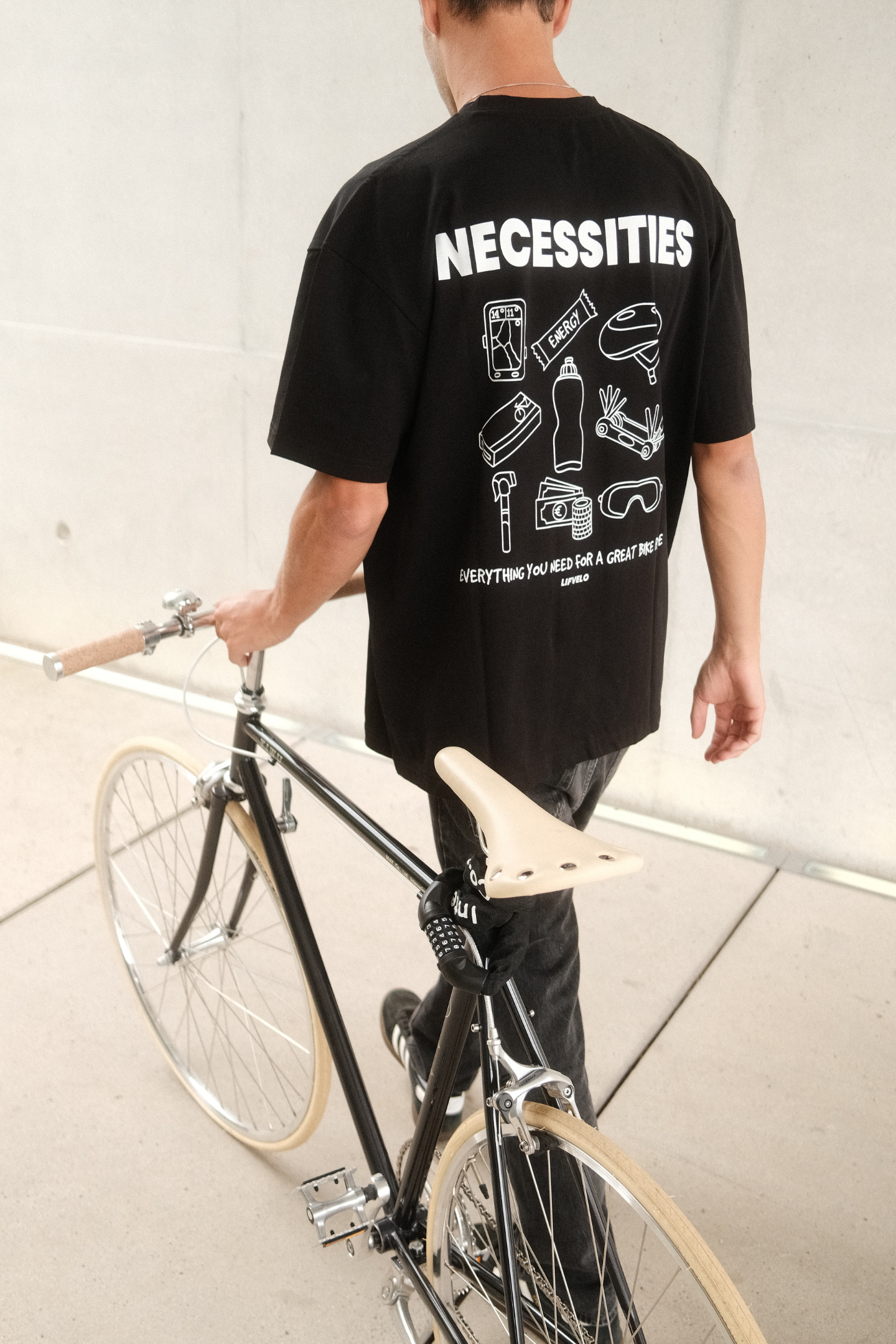 NECESSITIES OVERSIZED T-SHIRT